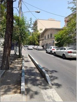 قاب ۱۲ از سیزده قاب دید پیاپی محور یخچال — Frame 12 of 13, serial view along Yakhchal Street
